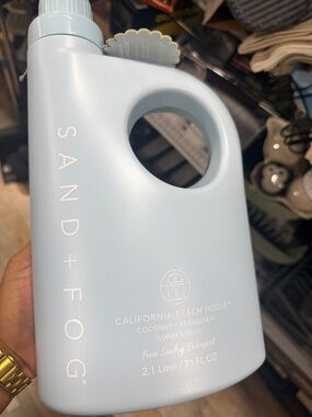 SAND AND FOGCalifornia Beach House Fine Laundry Detergent - Light Blue